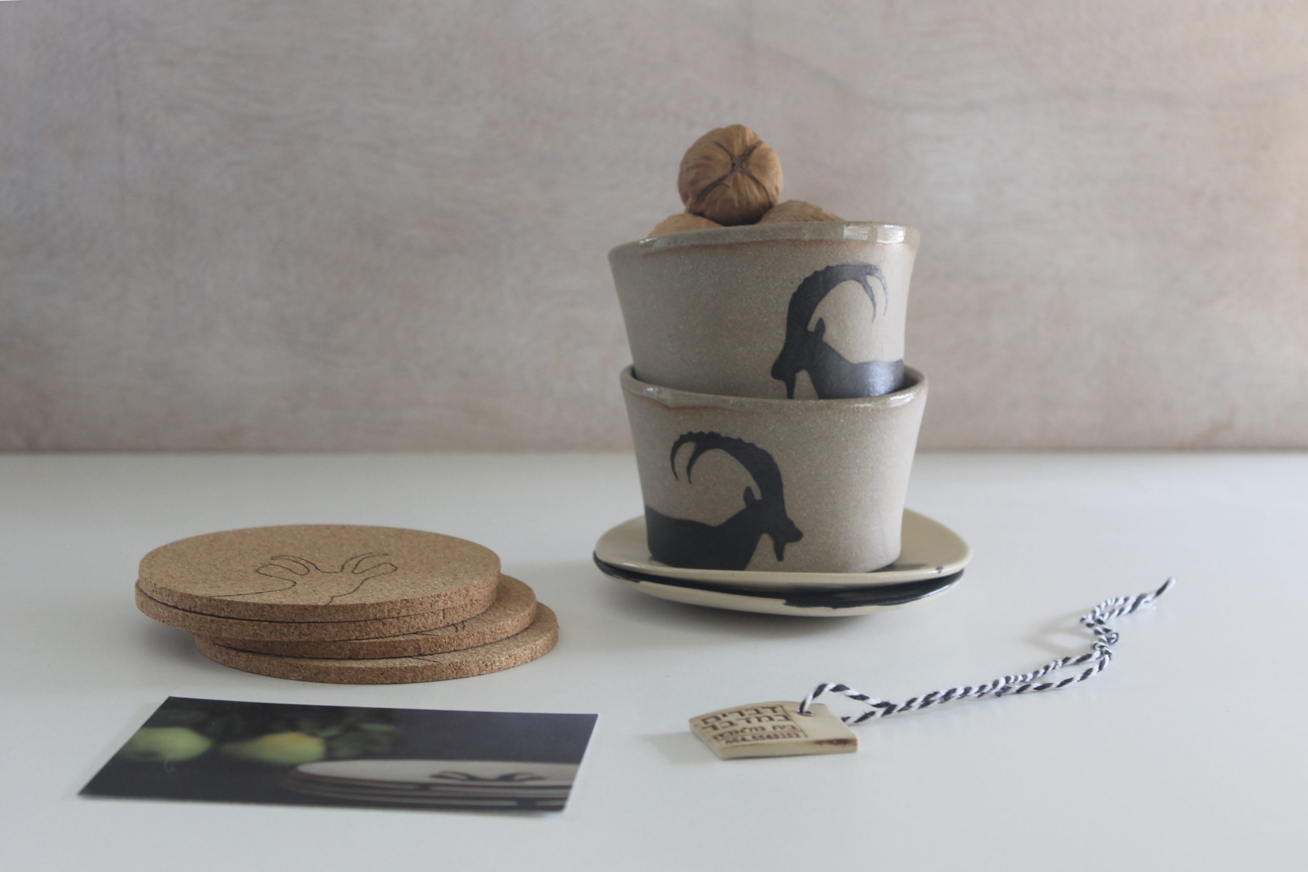 מארז אפיקומן - סט כלי קרמיקה עבודת יד